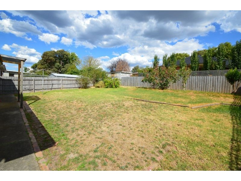 14 Davis Street, Burwood East VIC 3151