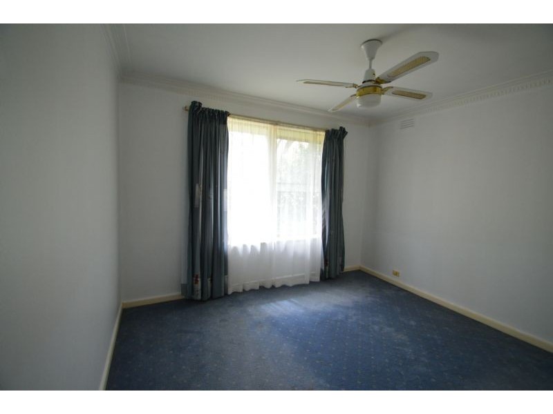 4 Walker Road, Mount Waverley VIC 3149