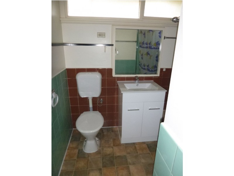 4 Walker Road, Mount Waverley VIC 3149