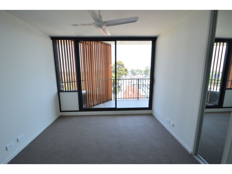 1004/55 Kingsway, Glen Waverley VIC 3150
