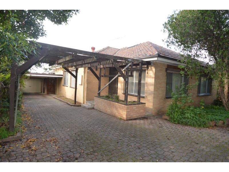 180 Lawrence Road, Mount Waverley VIC 3149