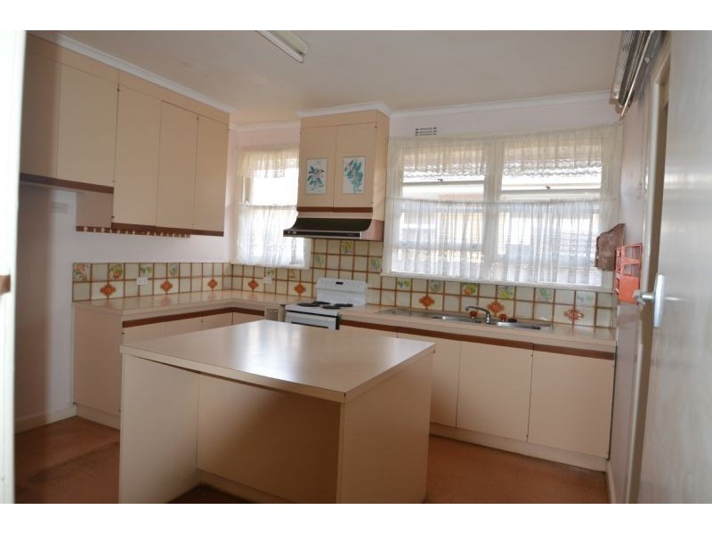 180 Lawrence Road, Mount Waverley VIC 3149