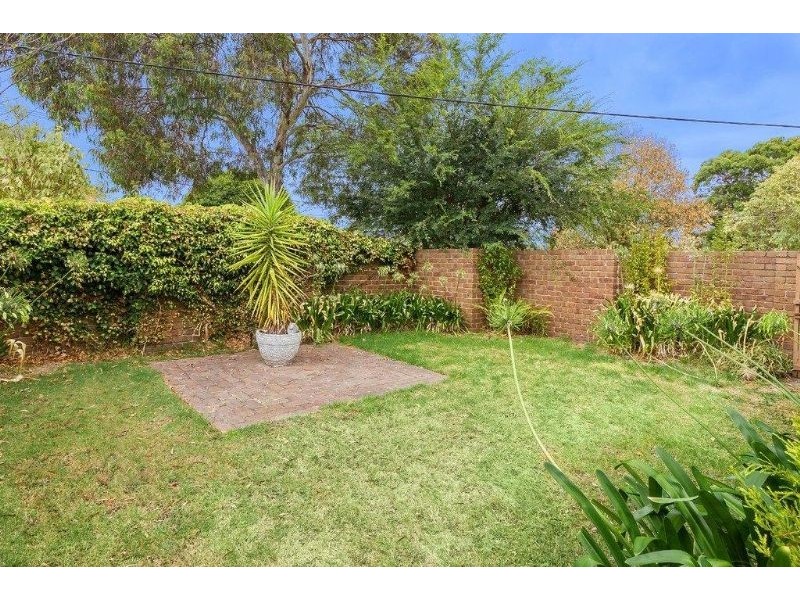 1/13 Irving Street, Mount Waverley VIC 3149