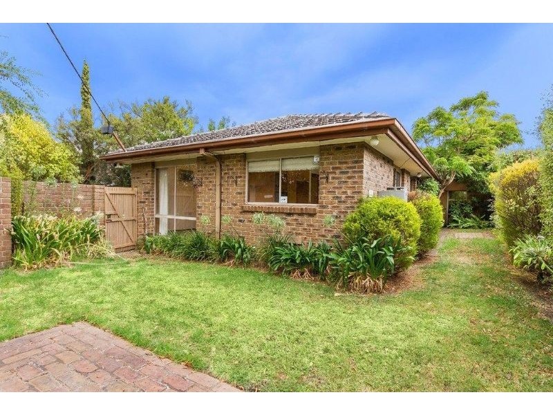 1/13 Irving Street, Mount Waverley VIC 3149