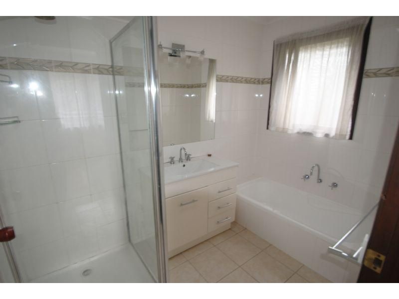 42 Templeton Street, Wantirna VIC 3152