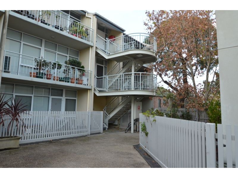 11/1066 Lygon Street, Carlton North VIC 3054