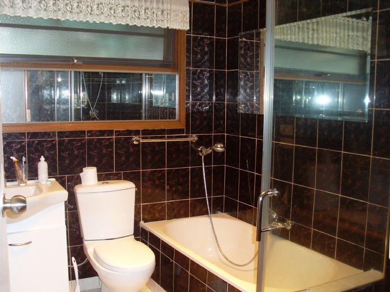 12 Narmara Street, Burwood East VIC 3151