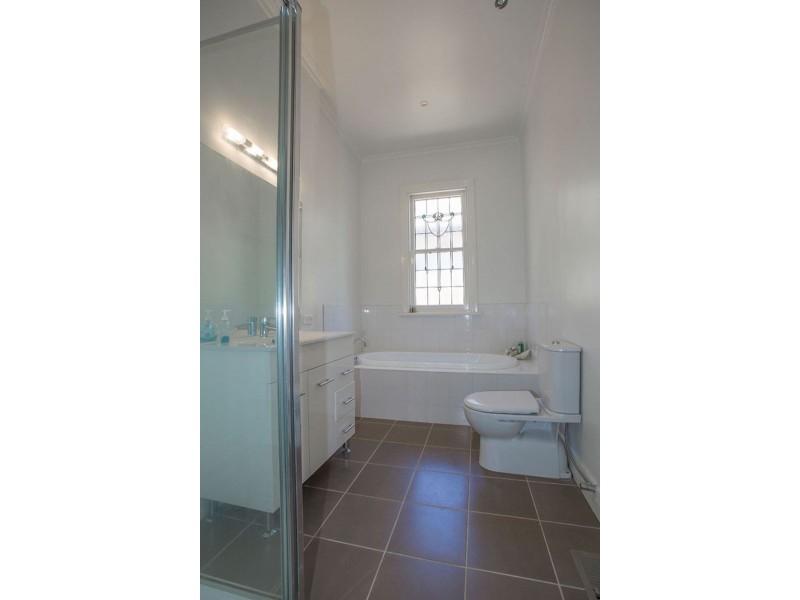 41 Summerhill Road, Glen Iris VIC 3146