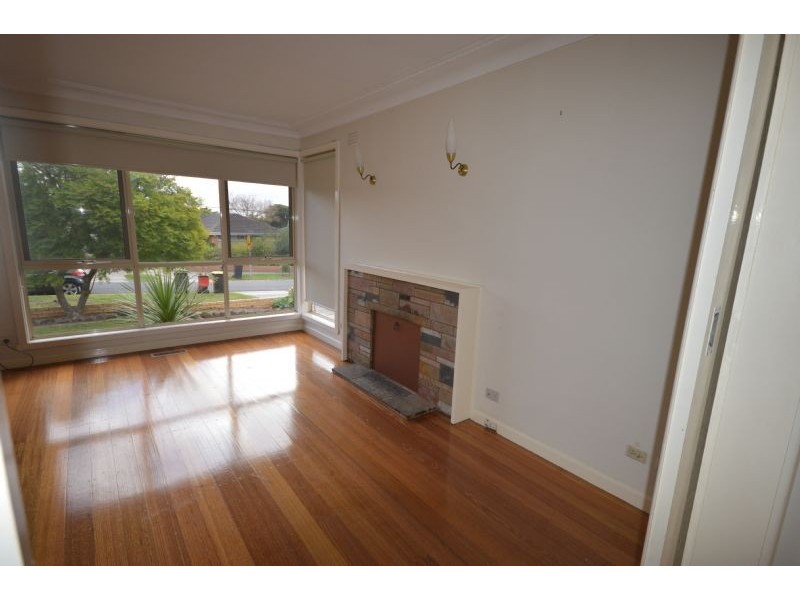 20 Mayfield Drive, Mount Waverley VIC 3149