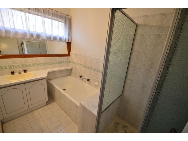 52 Renou Road, Wantirna South VIC 3152