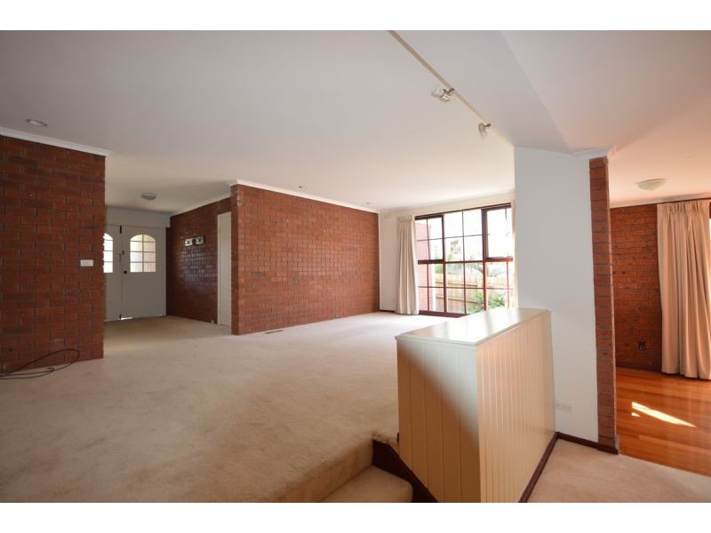 12 Buller Drive, Glen Waverley VIC 3150