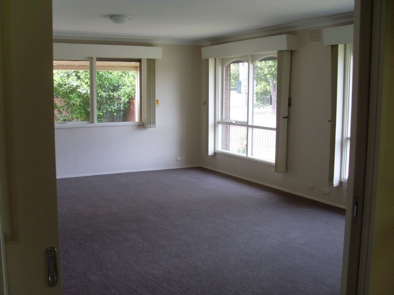 47 Plato Crescent, Wheelers Hill VIC 3150