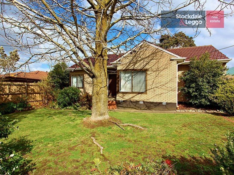 24 Munro Avenue, Mount Waverley VIC 3149