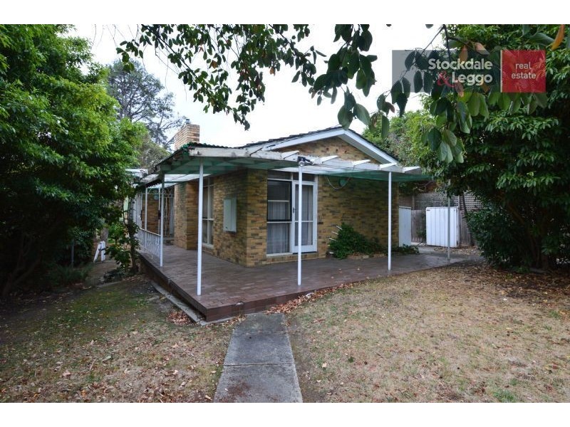 10 Pinewood Drive, Mount Waverley VIC 3149