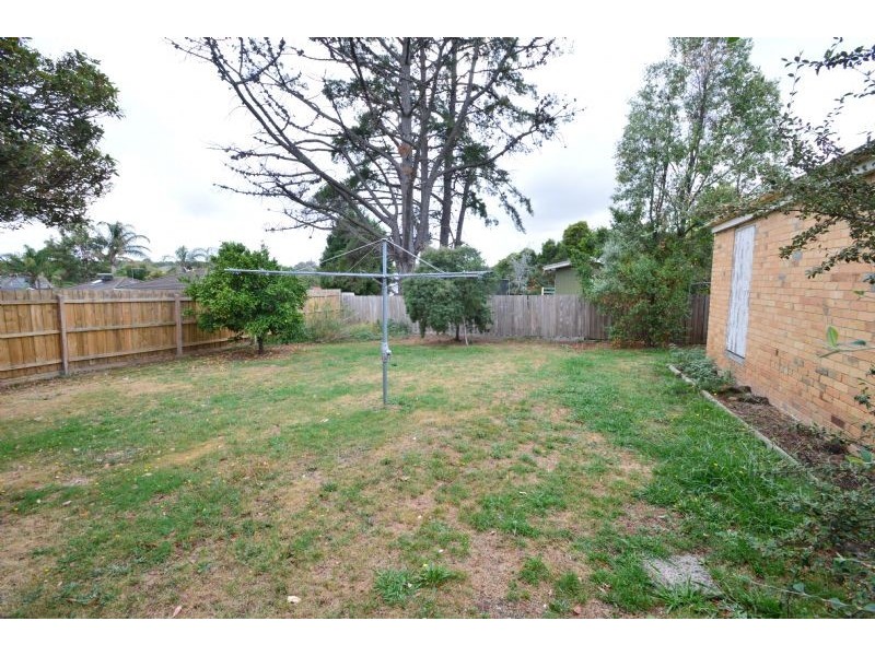 10 Pinewood Drive, Mount Waverley VIC 3149