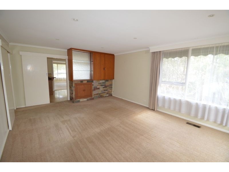 32 Belmont Road, Glen Waverley VIC 3150