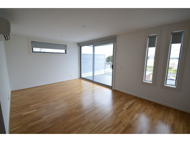204/1330 Dandenong Road, Hughesdale VIC 3166