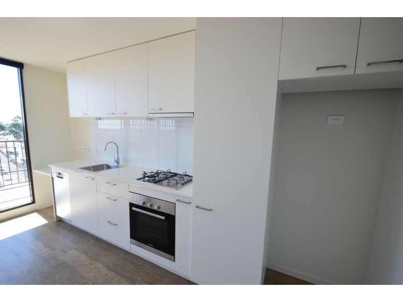 811/55 Kingsway, Glen Waverley VIC 3150