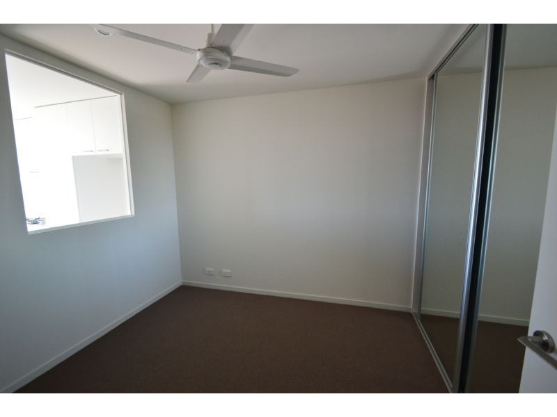 811/55 Kingsway, Glen Waverley VIC 3150
