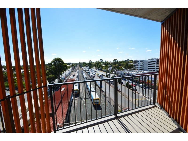 811/55 Kingsway, Glen Waverley VIC 3150