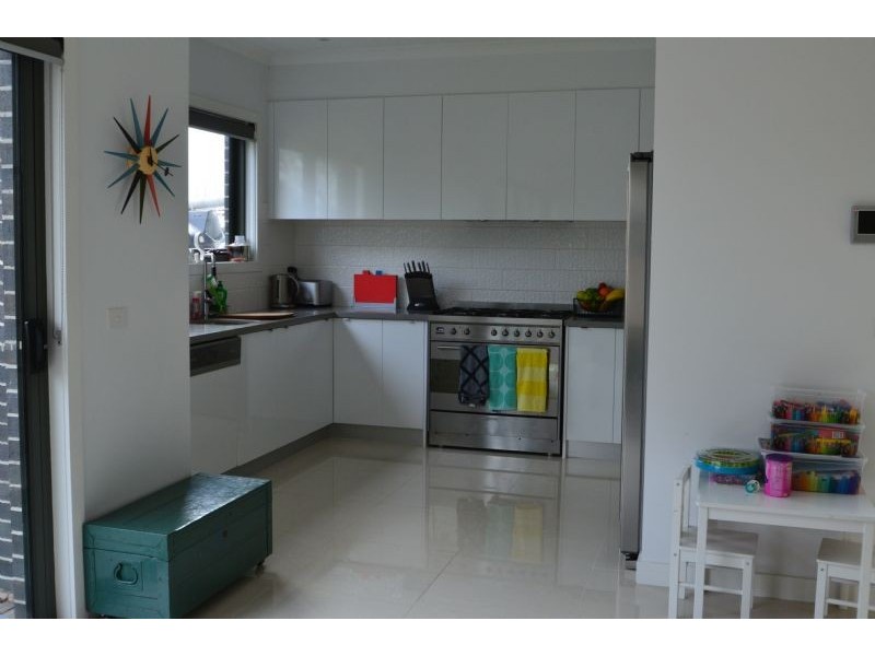 2/19 Dion Road, Glen Waverley VIC 3150