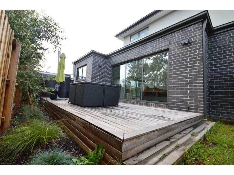 2/19 Dion Road, Glen Waverley VIC 3150