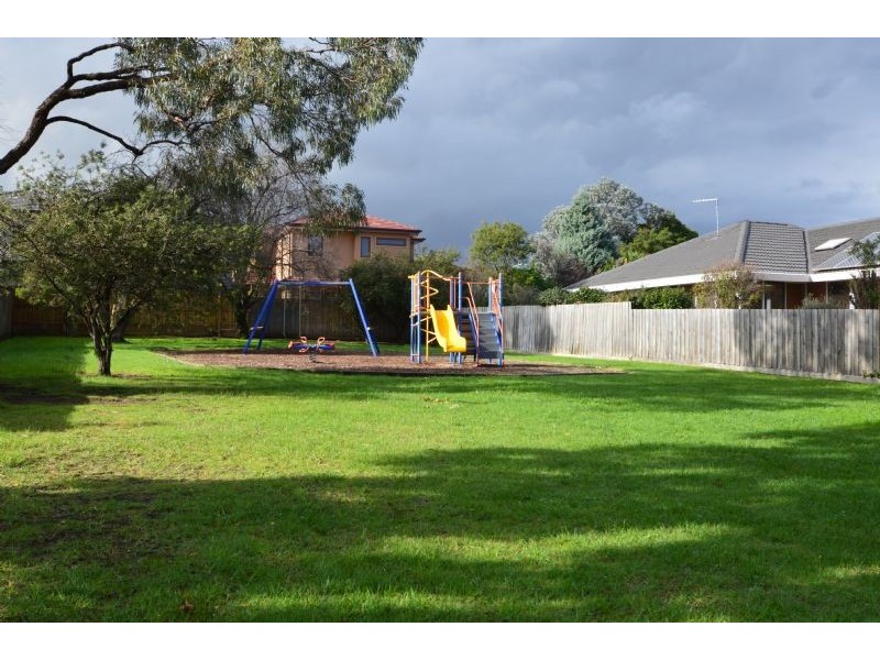 2/19 Dion Road, Glen Waverley VIC 3150