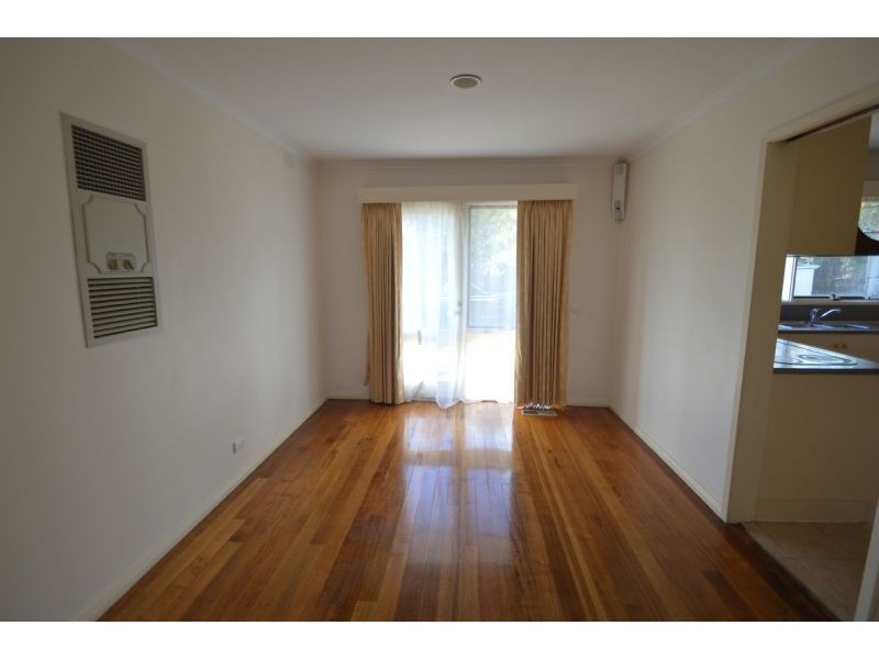 21 Paxton Drive, Glen Waverley VIC 3150