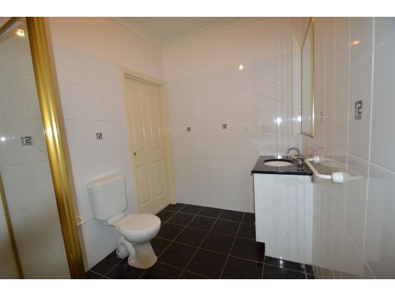 2/28 Leicester Avenue, Glen Waverley VIC 3150