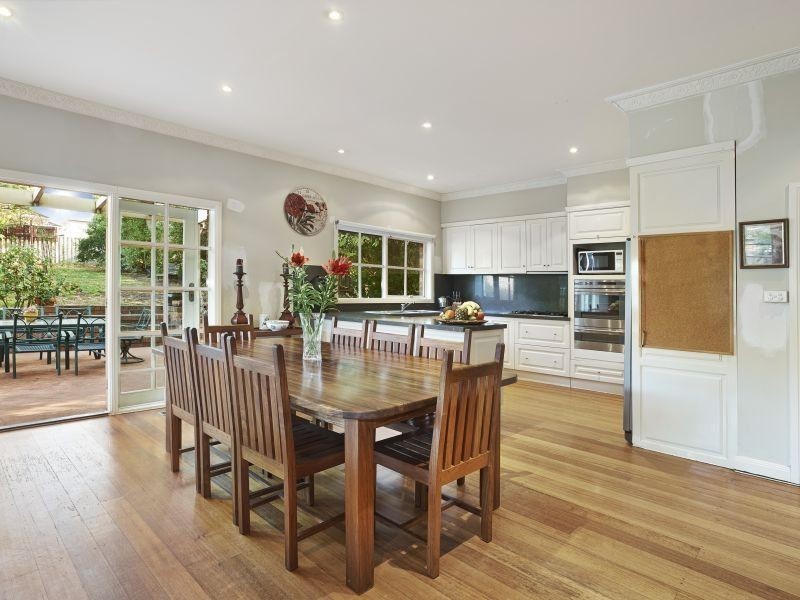 60 Relowe Crescent, Mont Albert North VIC 3129