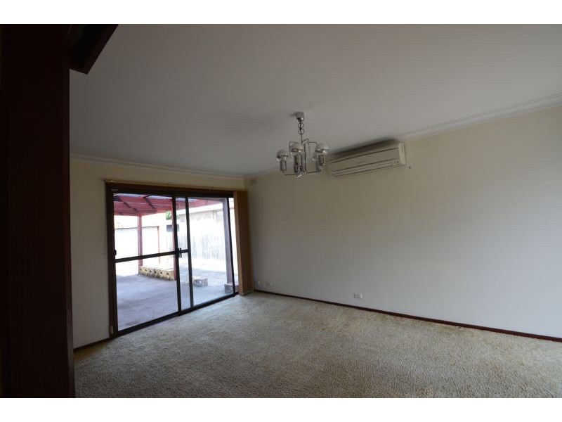 10 Worthing Avenue, Burwood East VIC 3151