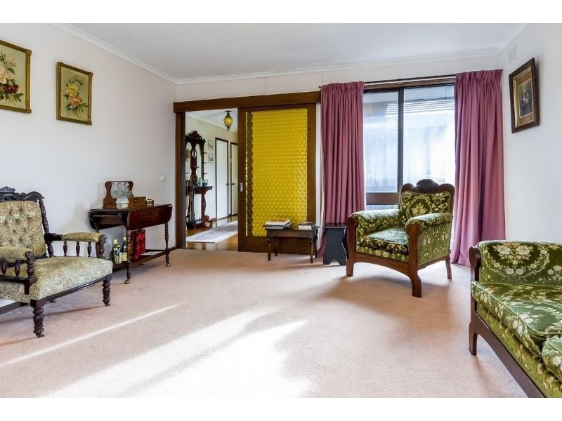 11 Henderson Court, Glen Waverley VIC 3150