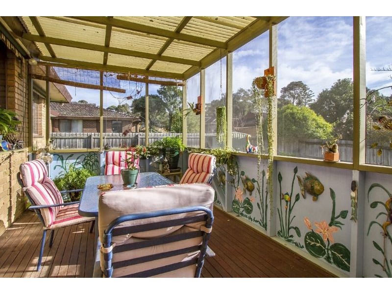 11 Henderson Court, Glen Waverley VIC 3150