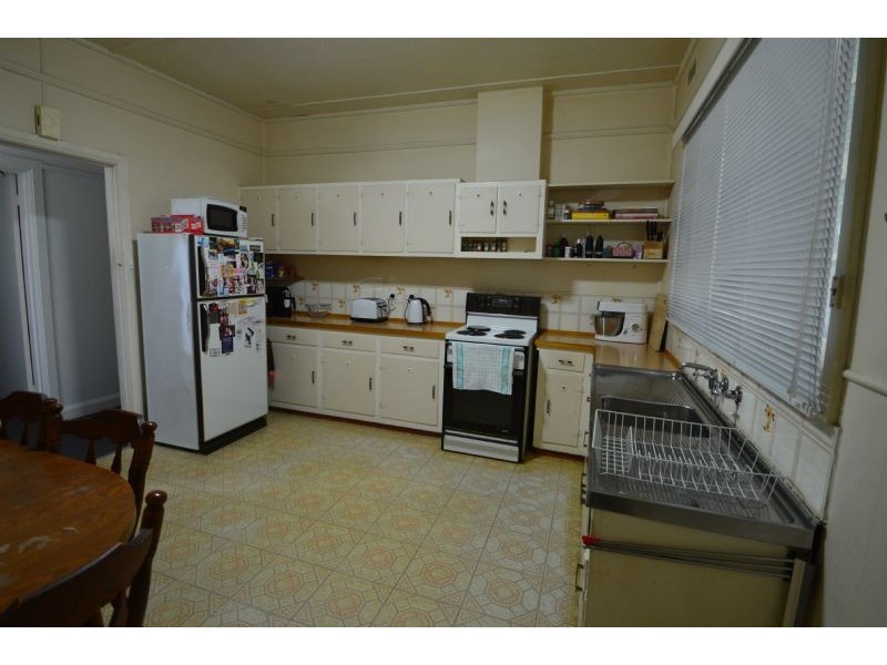 88 Stanley Avenue, Mount Waverley VIC 3149