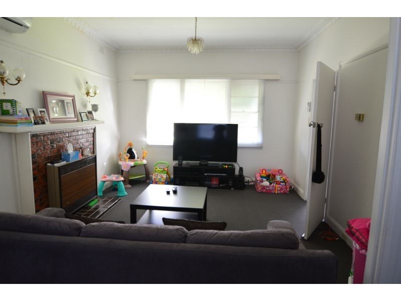 88 Stanley Avenue, Mount Waverley VIC 3149