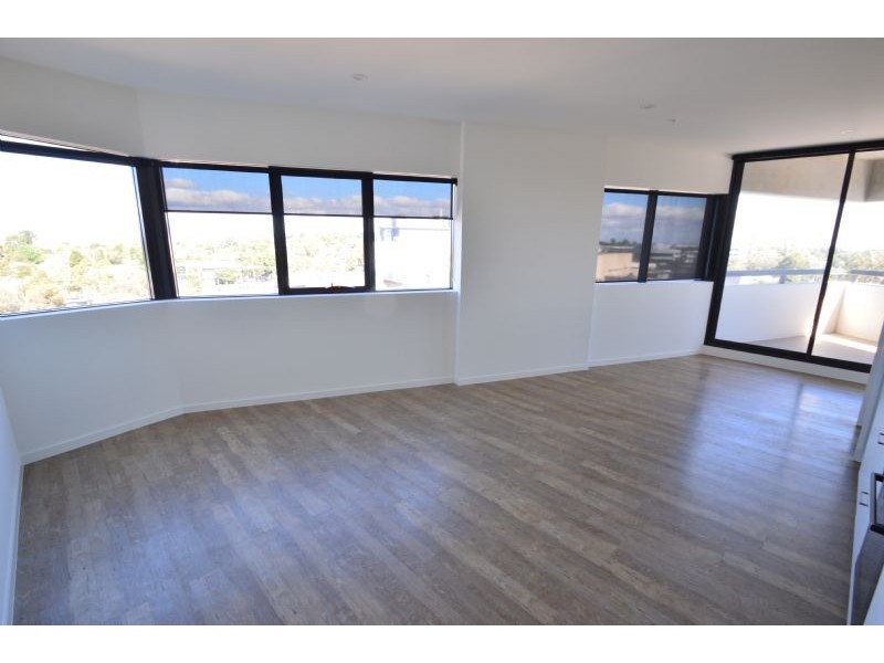 907/55 Kingsway, Glen Waverley VIC 3150