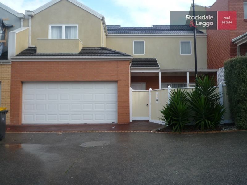 14 Marshall Way, Glen Waverley VIC 3150