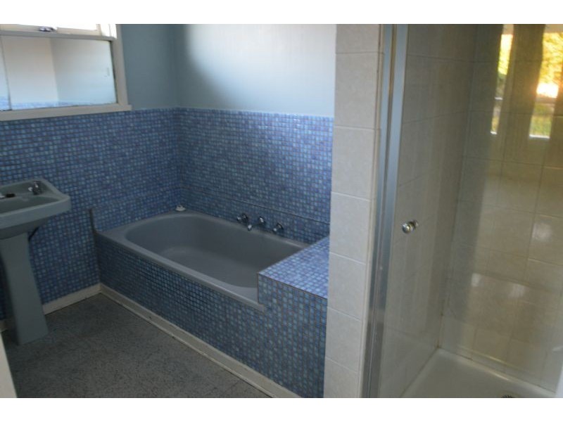 7 Carver Street, Burwood East VIC 3151