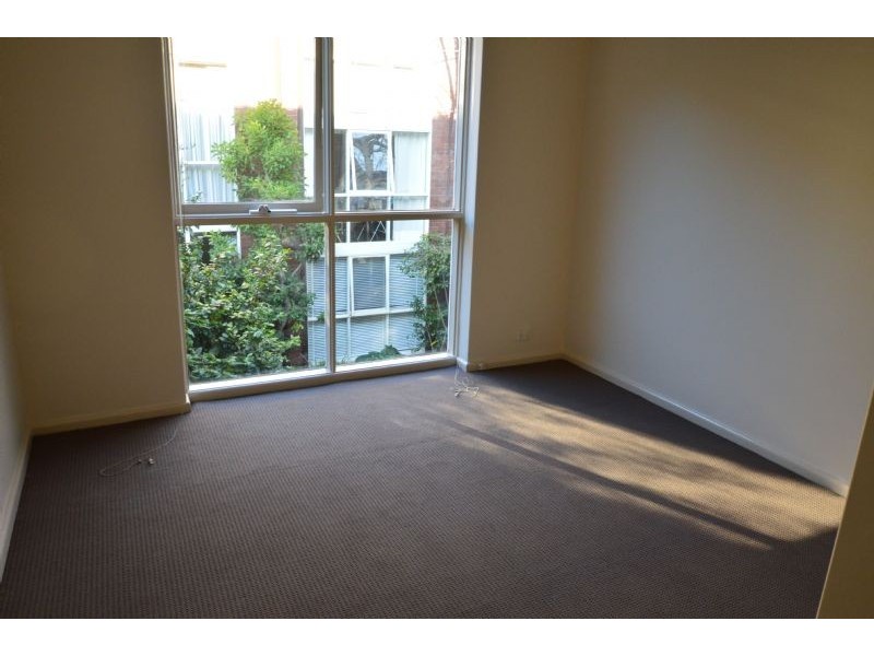 13/17-23 Mona Place, South Yarra VIC 3141