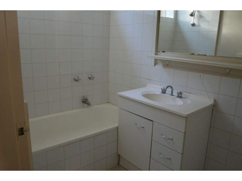 13/17-23 Mona Place, South Yarra VIC 3141