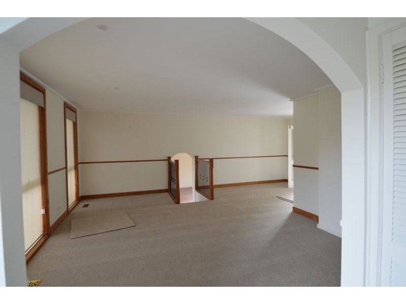 31  Highwood Drive, Wheelers Hill VIC 3150