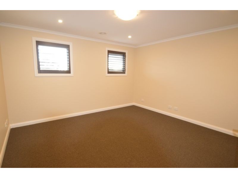 2B Oak Court, Mount Waverley VIC 3149