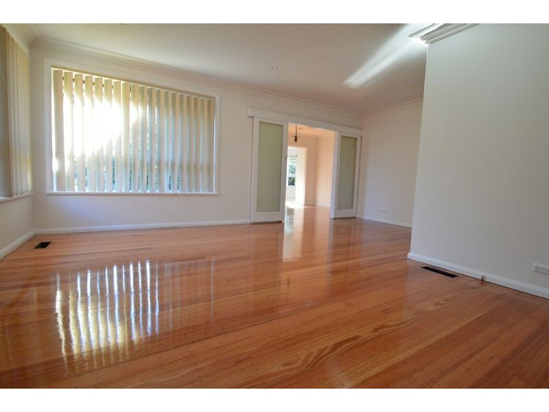 43 Botanic Drive, Glen Waverley VIC 3150