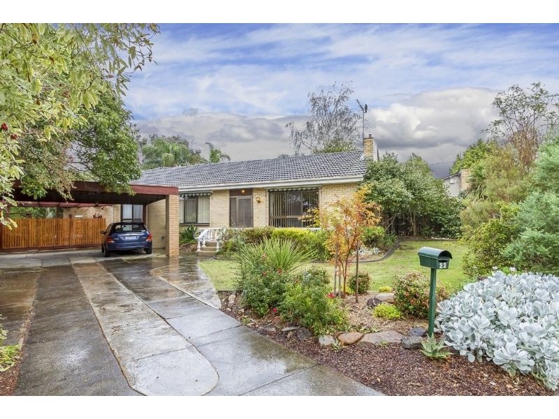 22 Coomleigh Avenue, Glen Waverley VIC 3150