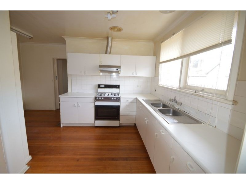 1/12 Delmore Crescent, Glen Waverley VIC 3150