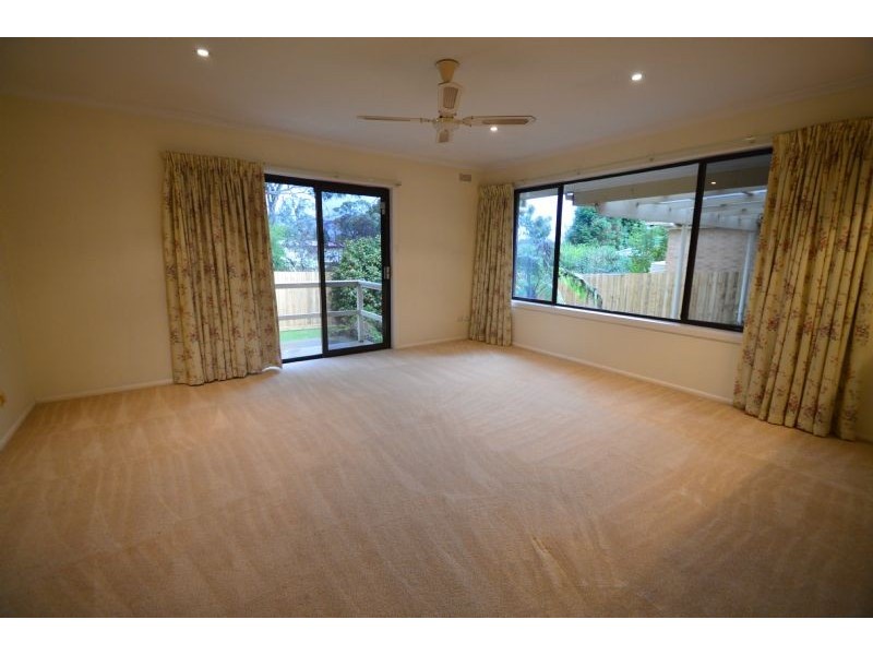 15 Ozone Road, Bayswater VIC 3153