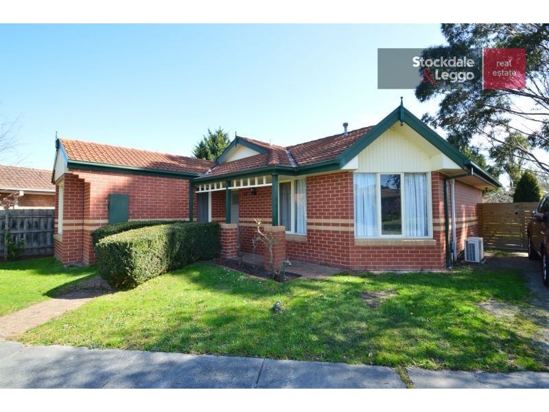 23 Insignia Crescent, Berwick VIC 3806