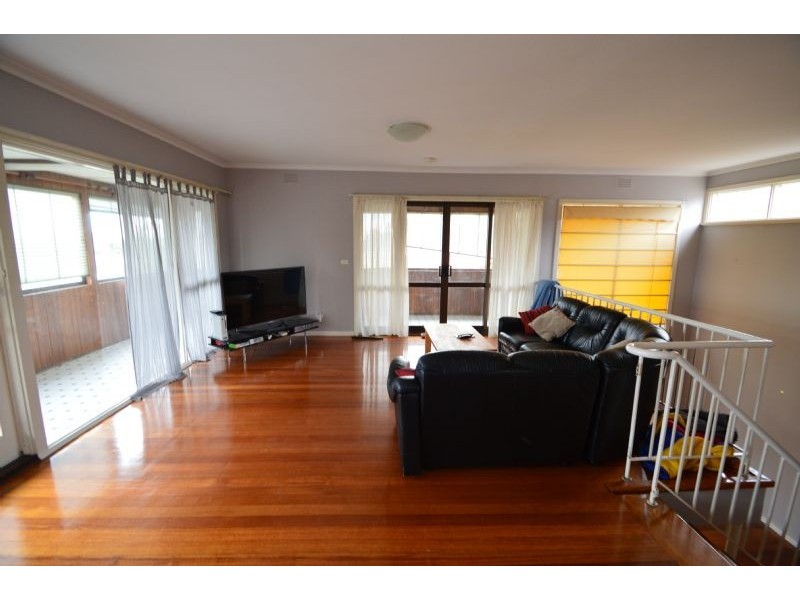 36 Outlook Road, Mount Waverley VIC 3149