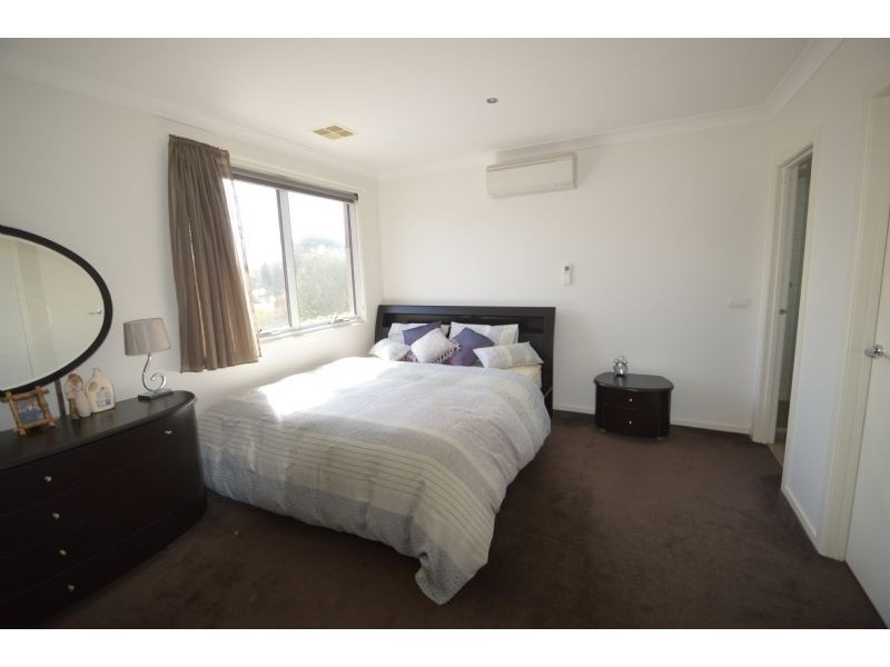 1/23 Montgomery Avenue, Mount Waverley VIC 3149