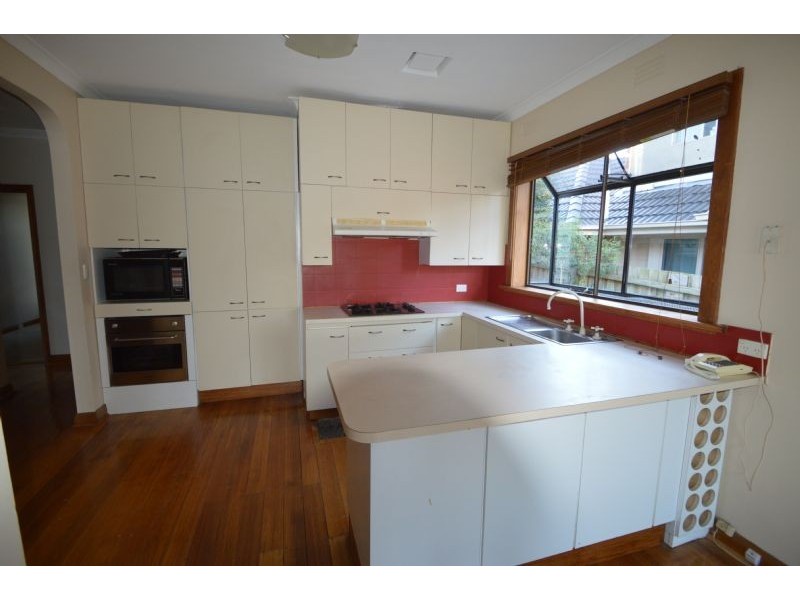 27 Bales Street, Mount Waverley VIC 3149